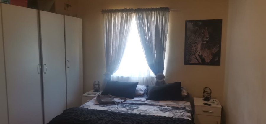 2 Bedroom Property for Sale in Sidwell Eastern Cape